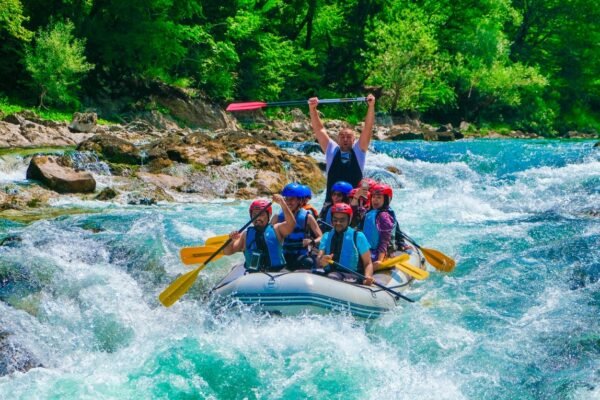 Neretva Nehri’nde Rafting